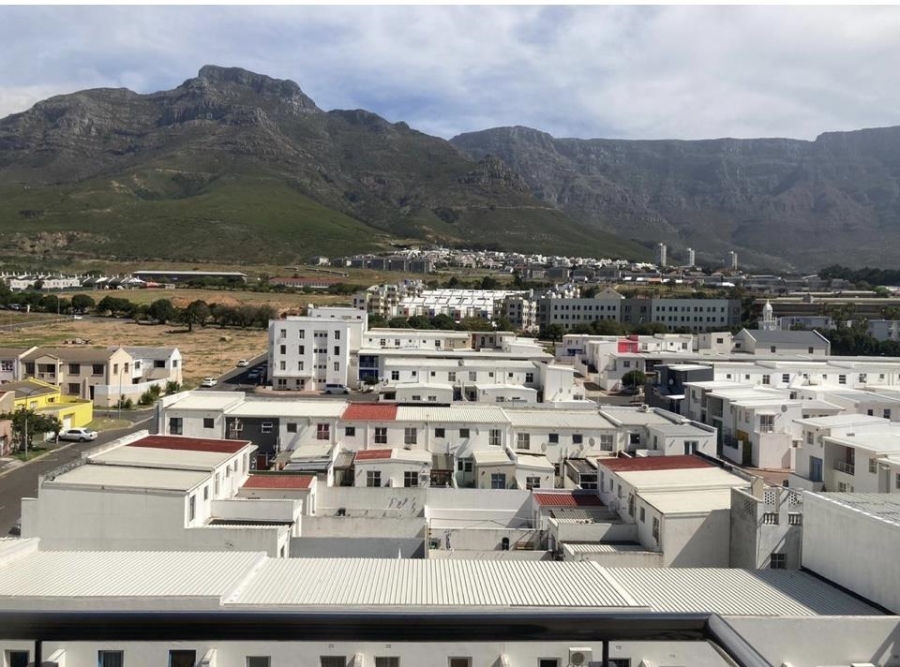 To Let 2 Bedroom Property for Rent in Woodstock Western Cape